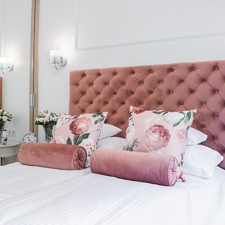Warsaw Seasons By Alluxe Boutique Apartments المظهر الخارجي الصورة
