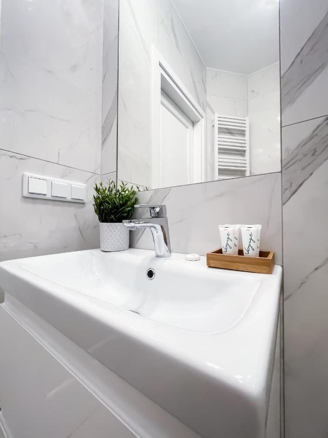 Warsaw Seasons By Alluxe Boutique Apartments المظهر الخارجي الصورة