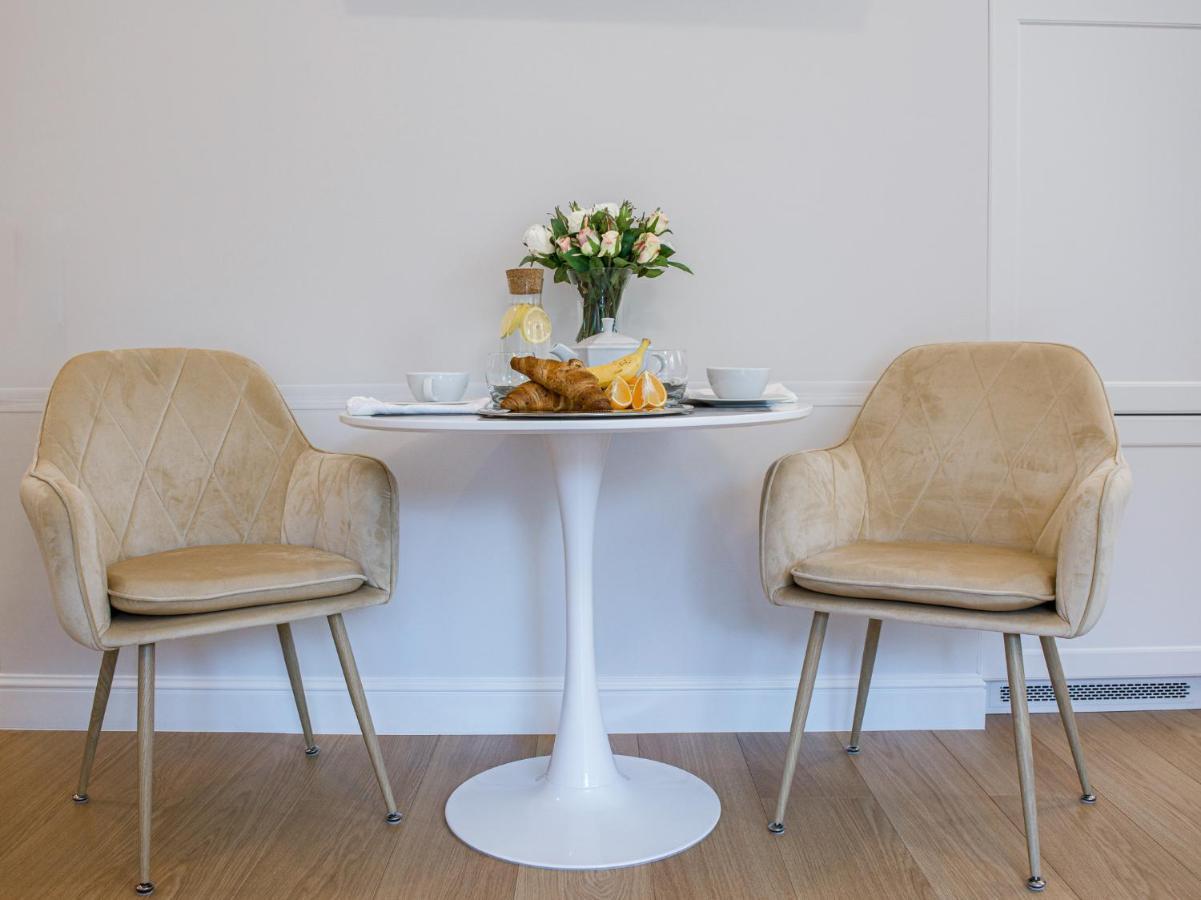 Warsaw Seasons By Alluxe Boutique Apartments المظهر الخارجي الصورة