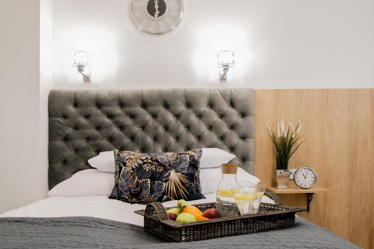 Warsaw Seasons By Alluxe Boutique Apartments الغرفة الصورة